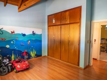 Casa en Venta 4 amb con Pileta Barrio LA VERDAD