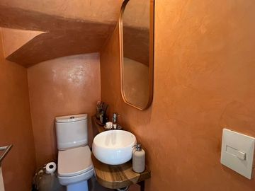 Casa en La Damasia, 3 dorm, 2 playroom, pileta