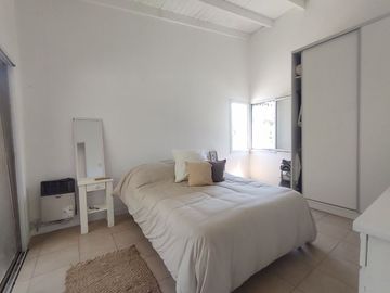 Casa familiar en Open Door barrio semi cerrado