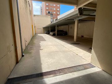 COCHERA A METROS DE BV PELLEGRINI