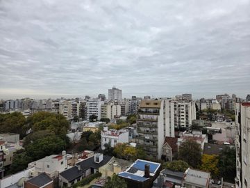 Venta Villa del Parque  3 ambientes balcón APTO C