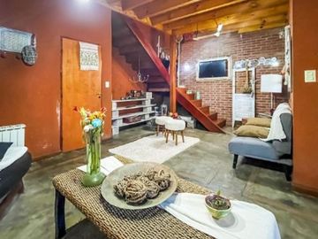 CASA EN VENTA GONNET