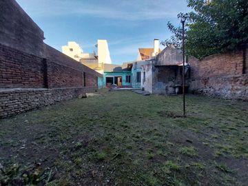 VENTA LOTE/BLOCK 2 LOCALES Y VIVIENDA - QUILMES