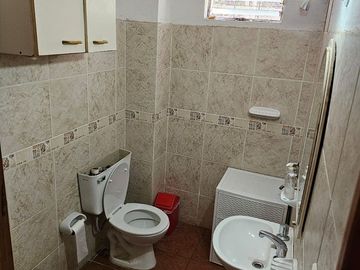 VENTA CASA 3 DORM QCHO BARRIO ÑU PORA RIO CEBALLOS