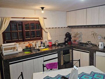 VENTA CASA 3 DORM QCHO BARRIO ÑU PORA RIO CEBALLOS