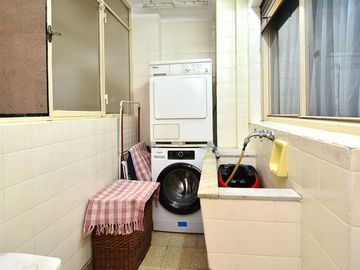 Alquiler 4 amb. cochera SIN MUEBLES Barrancas