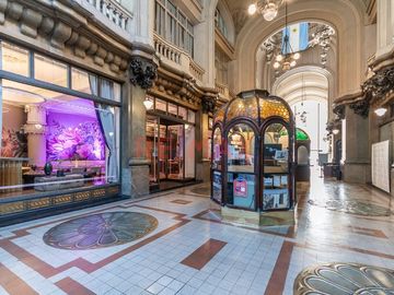 VENTA - LOCAL en PALACIO BAROLO