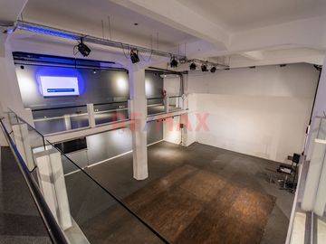 VENTA - LOCAL en PALACIO BAROLO