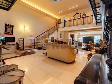 CASA CON JARDIN Y PILETA FINANCIA 100%!!