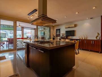 CASA CON JARDIN Y PILETA FINANCIA 100%!!