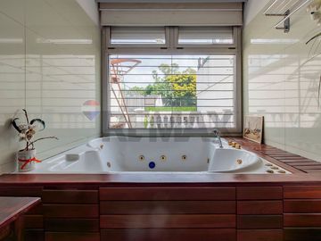 CASA CON JARDIN Y PILETA FINANCIA 100%!!