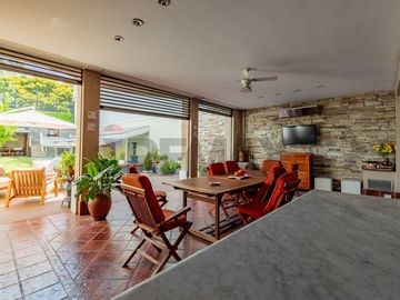 CASA CON JARDIN Y PILETA FINANCIA 100%!!