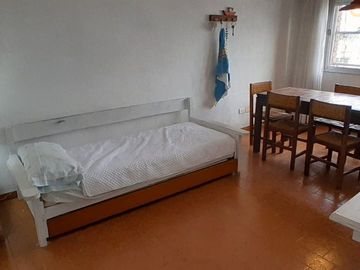 VENTA DEPARTAMENTO 2 AMB C/FRENTE A 100MTS DEL MAR