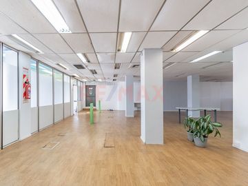 Venta edificio en Almagro