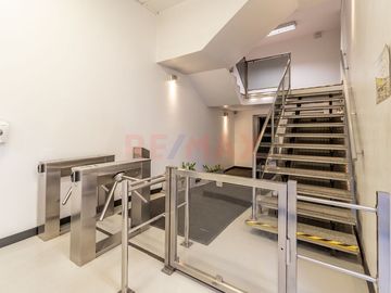 Venta edificio en Almagro