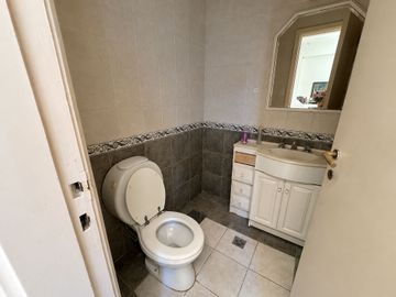 VENTA CASA 5 AMB  APTO PROFESIONAL MACRO CENTRO