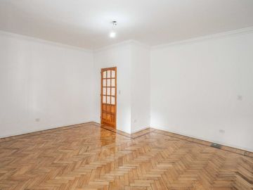 ALQUILER COMERCIAL PH PARQUE PARRILLA SIN EXPENSAS