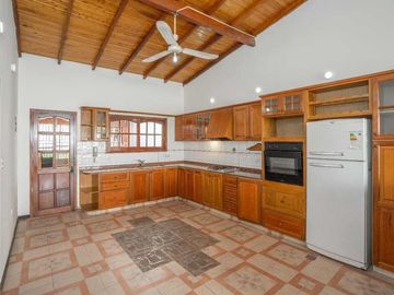 ALQUILER COMERCIAL PH PARQUE PARRILLA SIN EXPENSAS
