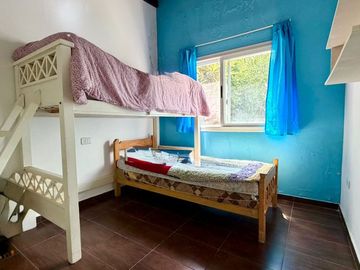 Casa en venta 6 ambientes  San Bernardo