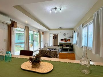 Casa en venta 6 ambientes  San Bernardo