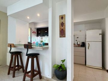 Casa en venta 6 ambientes  San Bernardo