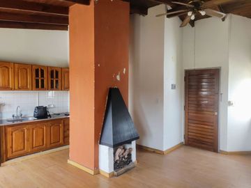 PH venta 3 dorm al frente con balcón Gonnet