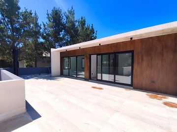 Casa Venta Costa Esmeralda 4 dormitorios piscina