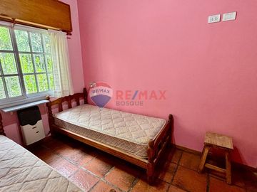 VENTA PH EN VILLA GESELL A DOS CUADRAS DEL MAR