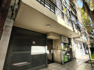 VENTA DEPTO 2 AMB BAÑO Y TOILETTE APTO PROFESIONAL