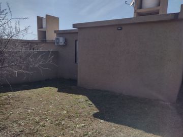 Venta casa 2 dormitorios santa cruz del lago