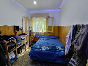 Venta Casa + 2 locales importantes Rodríguez centr