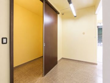LOCAL COMERCIAL O DEPÓSITO 135 M2 CON SÓTANO