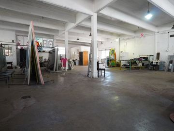 Galpón en venta PARQUE AVELLANEDA