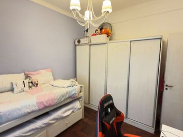 Venta dpto 3 amb con dependencia en Villa Urquiza