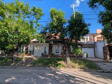 Casa PH Venta 4 dorm. Coch. AptoCredito San Andres