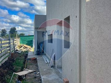 VENTA - CASA 4 AMB. UNA PLANTA - B° SAN SEBASTIÁN