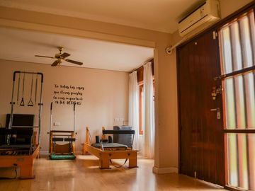 VENTA CASA BARRIO JARDIN 3 DORMIT 3 BAÑOS PILETA