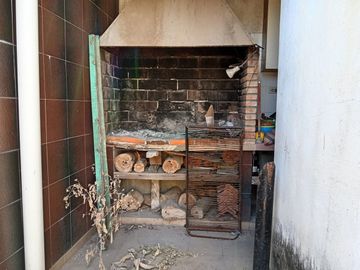 CASA 4 AMBIENTES VENTA MERLO