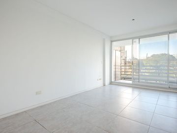 VENTA 2 AMB C/COCHERA A ESTRENAR SAN MARTIN CENTRO