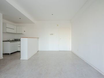 VENTA 2 AMB C/COCHERA A ESTRENAR SAN MARTIN CENTRO
