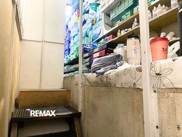 Local en Venta Esquina frente Plaza San Martín