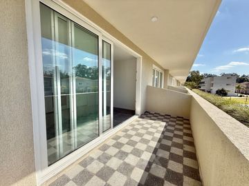 VENTA DPTO 2 amb 1er PISO SARAVI VILLAGE PILAR