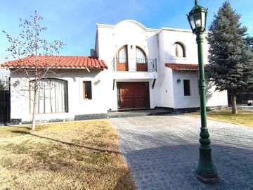ALQUILER CASA EN B PRIVADO VISTALBA COUNTRY