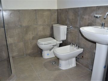 CASA A ESTRENAR EN VENTA VILLA YACANTO 2 DOR 3800m