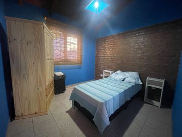 Casa 2 dormitorios capilla del monte B. La Toma
