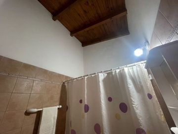 Casa 2 dormitorios capilla del monte B. La Toma