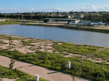 Lote en venta 500m² en Funes Lakes Barrio Cerrado