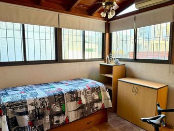 ALQUILER PH 2 DORMITORIOS AMOBLADO BARRIO LA SEXTA