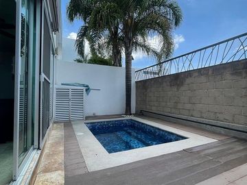 CASA EN VENTA MAGISTERIO 2000 CON ALBERCA