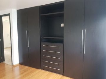 CASA EN VENTA MAGISTERIO 2000 CON ALBERCA